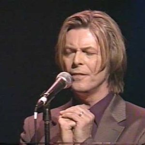 COVER VERSION+POP+BALLADE+PIANO+SOLO+LIVE: David Bowie - Wild is the Wind (1957) (Yahoo Internet Awards 2000)