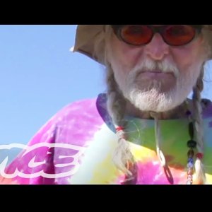 Living Without Laws: Slab City, USA - YouTube