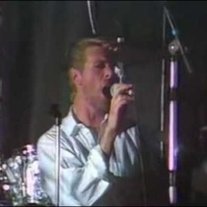 David Bowie - Tin Machine - Working Class Hero (LIVE 1989)