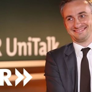 GESPRÄCH+TALK: Jan Böhmermann im Gespräch mit Fritz Frey | SWR Uni Talk 2017