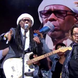 DANCE+GROOVE+DISCO+FUNKY: Nile Rodgers & Chic - Good Times (LIVE Glastonbury Festival 2017)