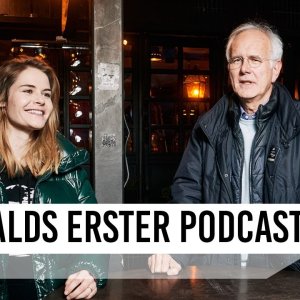SMALL-TALK+TRATSCH: Hazel Brugger redet mit Harald Schmidt über Geld, Cancel Culture, Probleme, Late-Night-Sendungen (CH 2021)