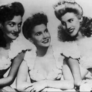 Andrew Sisters - I love you much too much (1939)